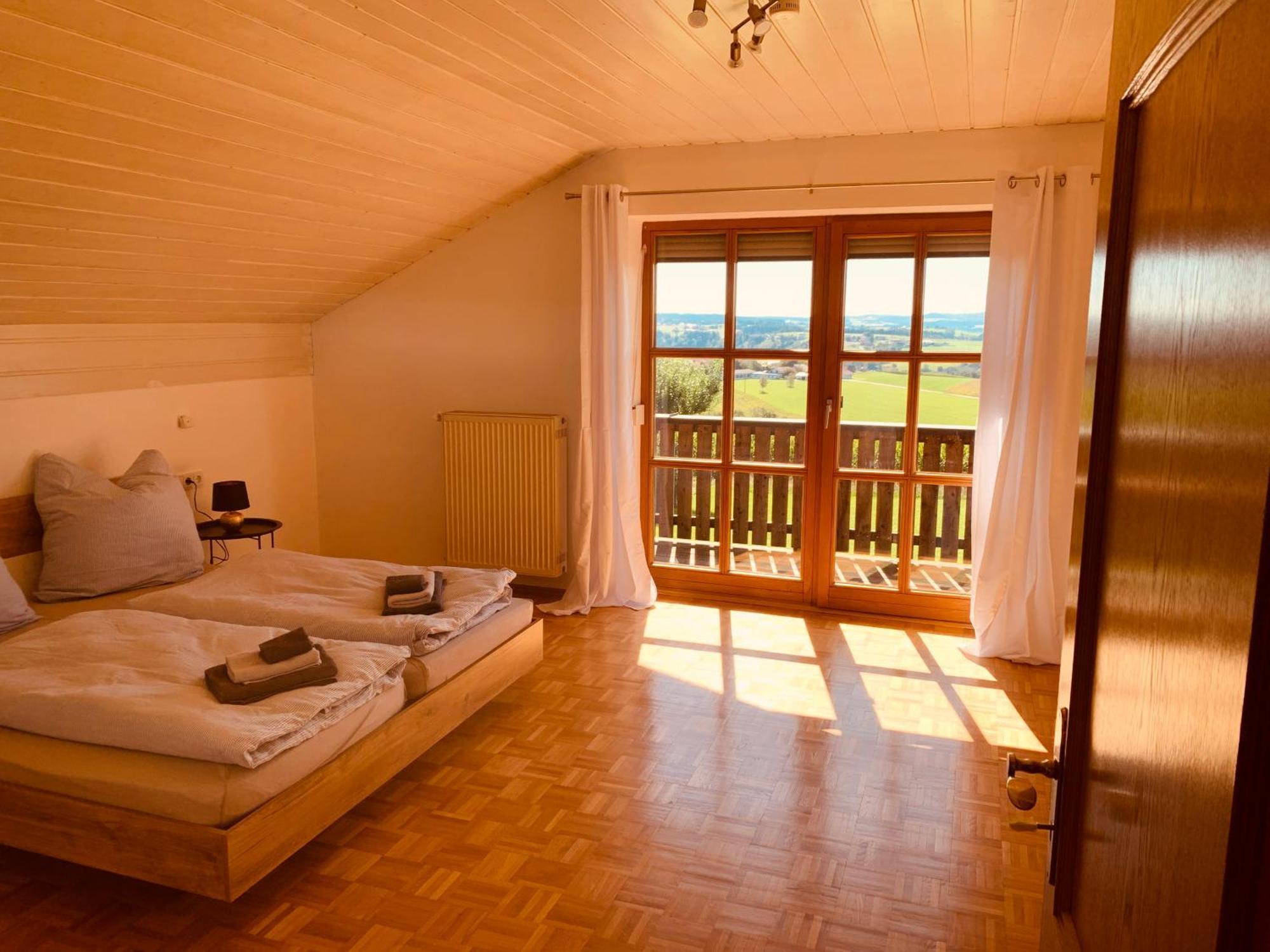 Adlerhorst, 4 Schlafzimmer, Blick In Die Alpen, Parkplatz Thyrnau 외부 사진